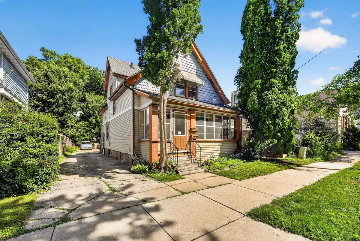 17 N 7th Street, Madison, WI 53704 - #1