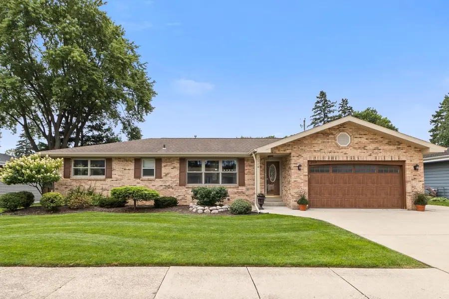2510 Mt Vernon Avenue, Janesville, WI 53545 - #2