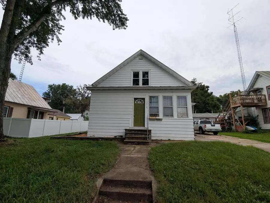 418-418 1/2 8th Avenue, Baraboo, WI 53913 - #2