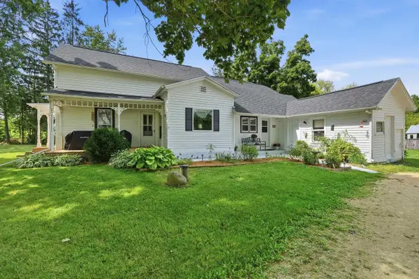 982 County Road T, Marshall, WI 53559