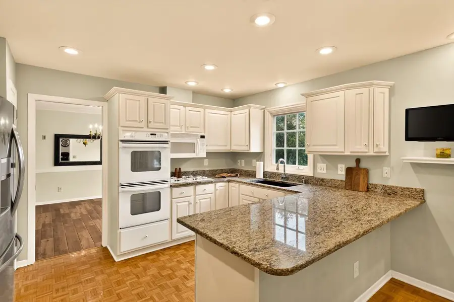 1542 Comanche Glen, Madison, WI 53704 - #3