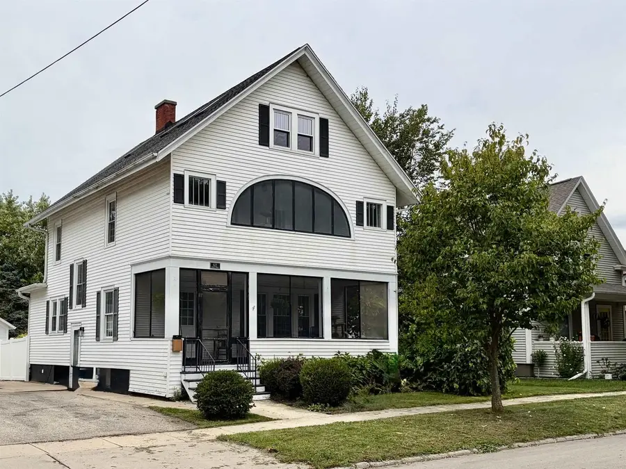 622 Grant Street, Fort Atkinson, WI 53538 - #2