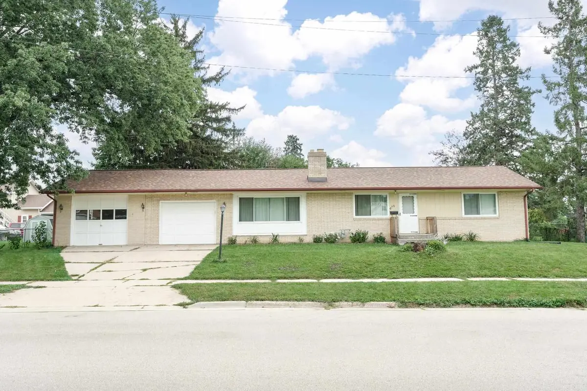 478 N Arch Street, Janesville, WI 53548 - #1