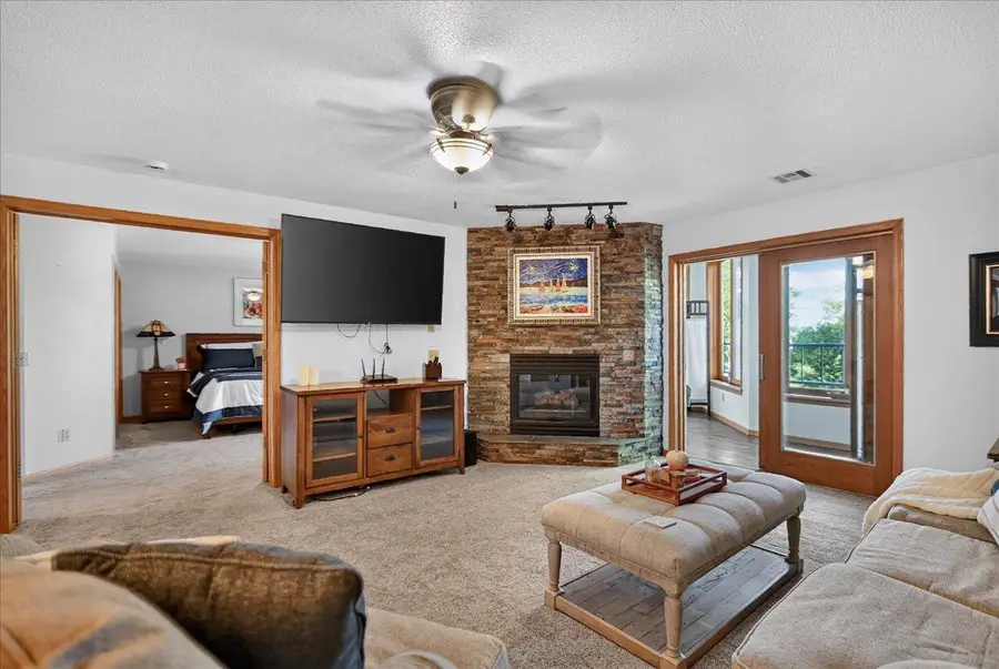 5387 Mariners Cove Drive #312, Madison, WI 53704 - #2