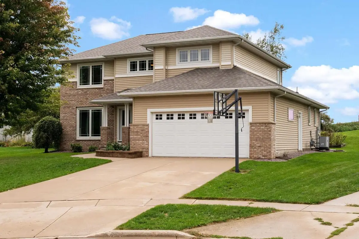 1716 Oakridge Court, Stoughton, WI 53589 - #1
