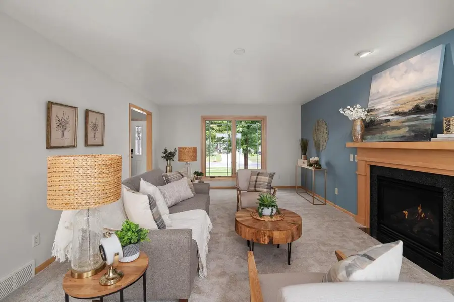 1716 Oakridge Court, Stoughton, WI 53589 - #2