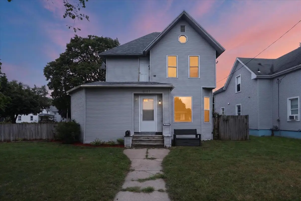 1123 Portland Avenue, Beloit, WI 53511 - #1