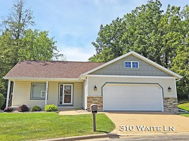 310 Waite Lane, Platteville, WI 53818 - #1