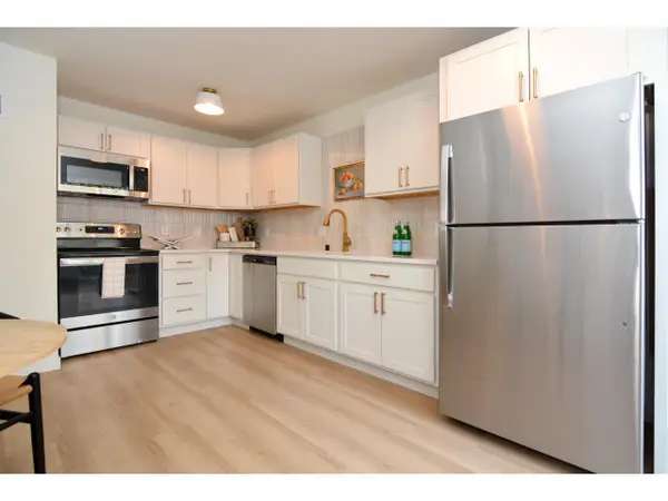 442 East Bluff, Madison, WI 53704