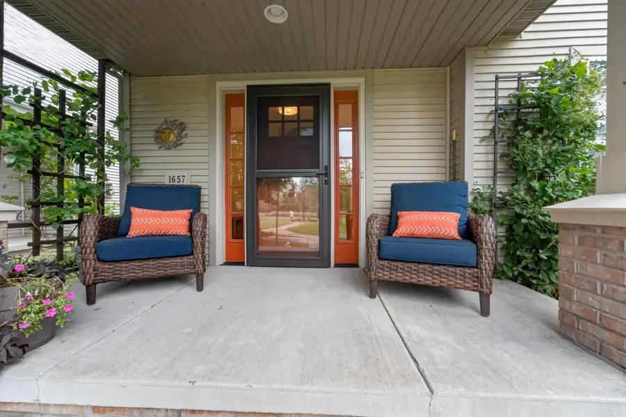 1657 Okeeffe Avenue, Sun Prairie, WI 53590 - #2