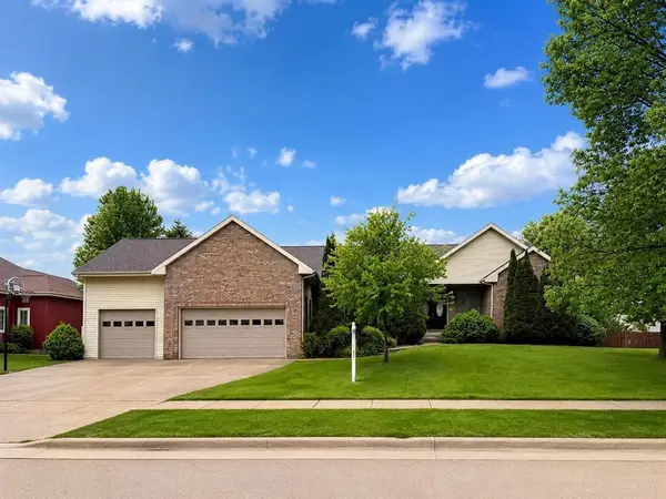 2026 Stonehaven Drive, Sun Prairie, WI 53590