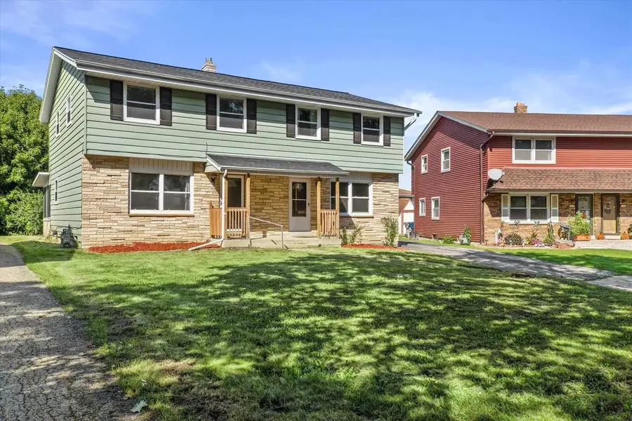 7850-7852 W Van Beck Avenue, Milwaukee, WI 53220 - #2