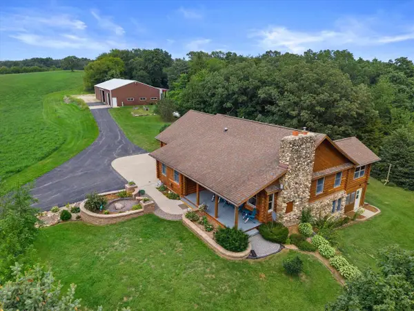N3810 Scheppert Road, Fort Atkinson, WI 53538