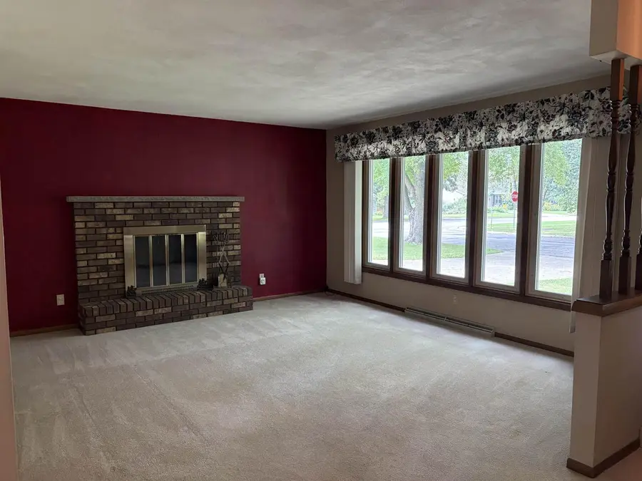 439 Higgins Drive, Evansville, WI 53536 - #3