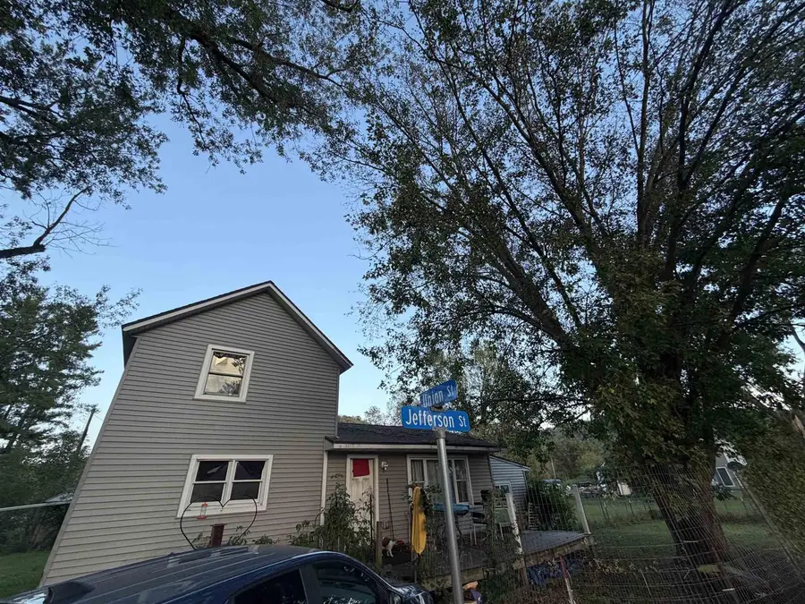 25303 Jefferson Street, Richland Center, WI 53581 - #2