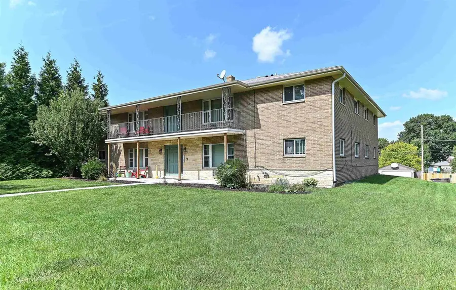 4284 S Whitnall Avenue, Milwaukee, WI 53207 - #2