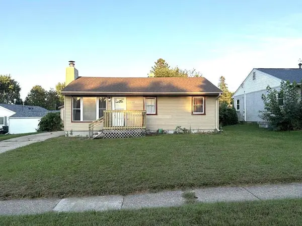 2015 Pioneer Drive, Beloit, WI 53511