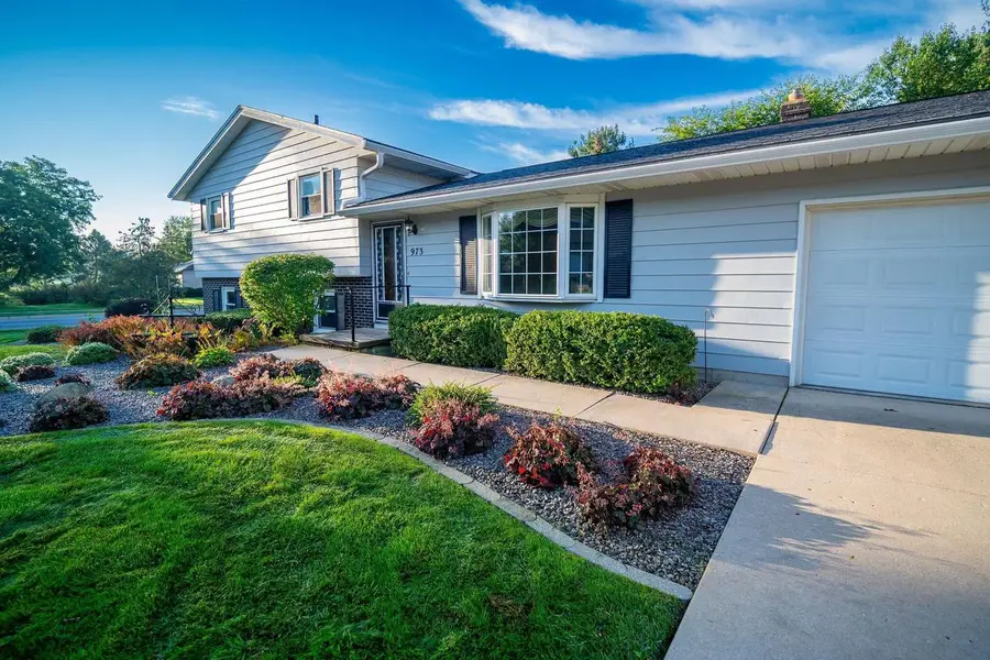 973 Harvest Lane, Sun Prairie, WI 53590 - #2