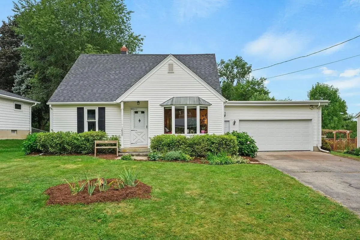 1650 Mayfield Lane, Madison, WI 53704 - #1