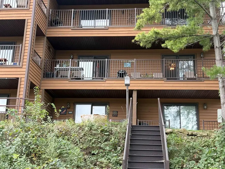 1103 River Road #105, Wisconsin Dells, WI 53965 - #3