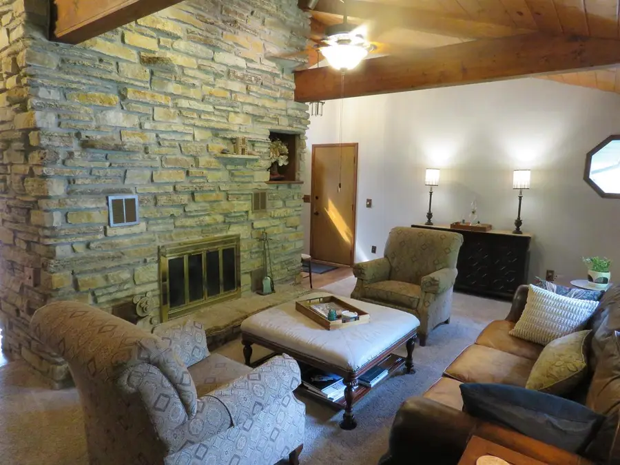 W10612 Hickory Lane, Fox Lake, WI 53933 - #3