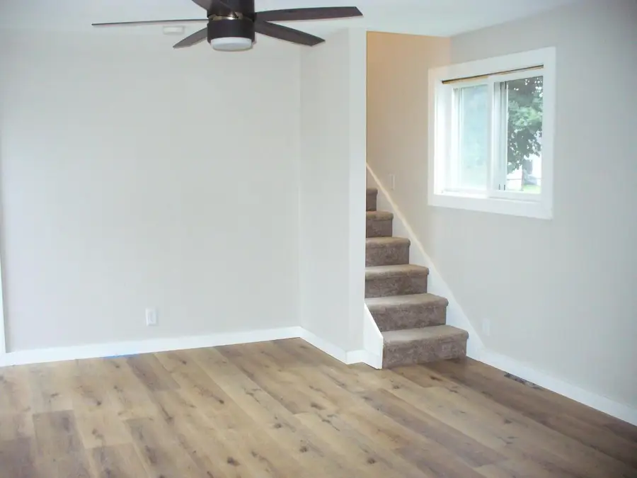 633 N Chatham Street, Janesville, WI 53548 - #3
