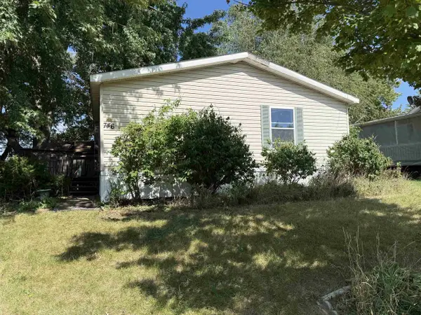 746 Charles Lane #159, Stoughton, WI 53558