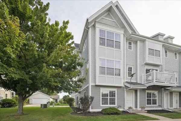 3715 Design Pass, Madison, WI 53719