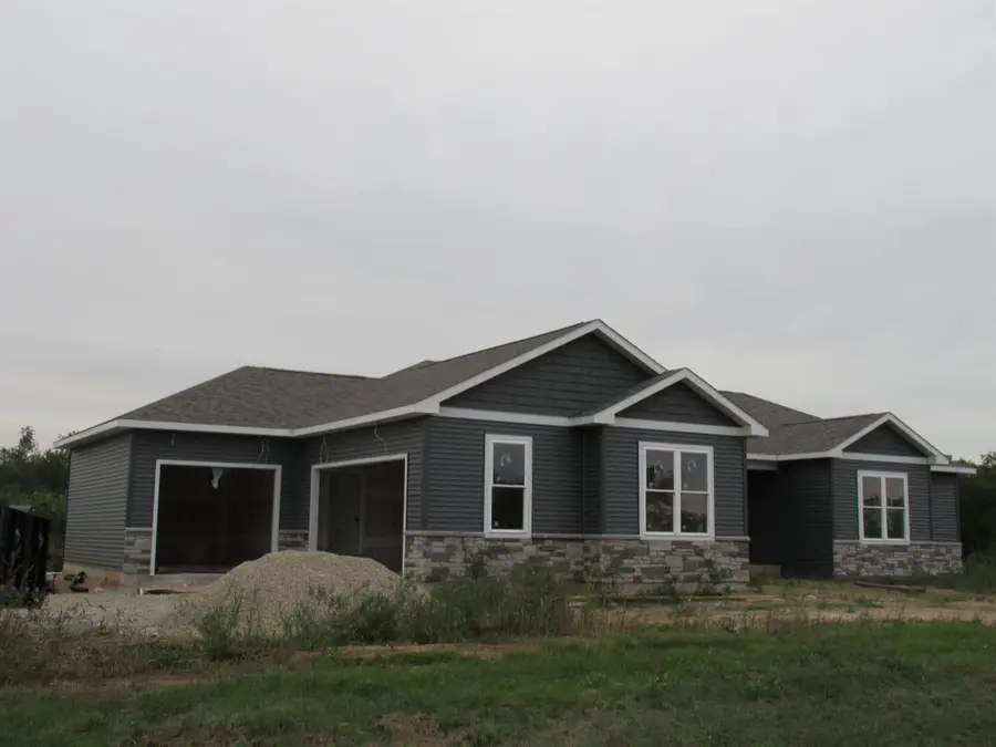 3980 S Deer Drive, Beloit, WI 53511 - #3