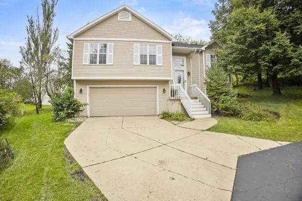 5157 RIDGE OAK Drive, Madison, WI 53704