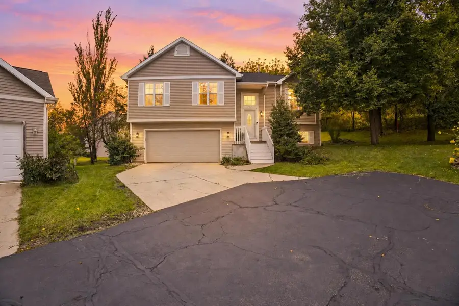 5157 RIDGE OAK Drive, Madison, WI 53704 - #2