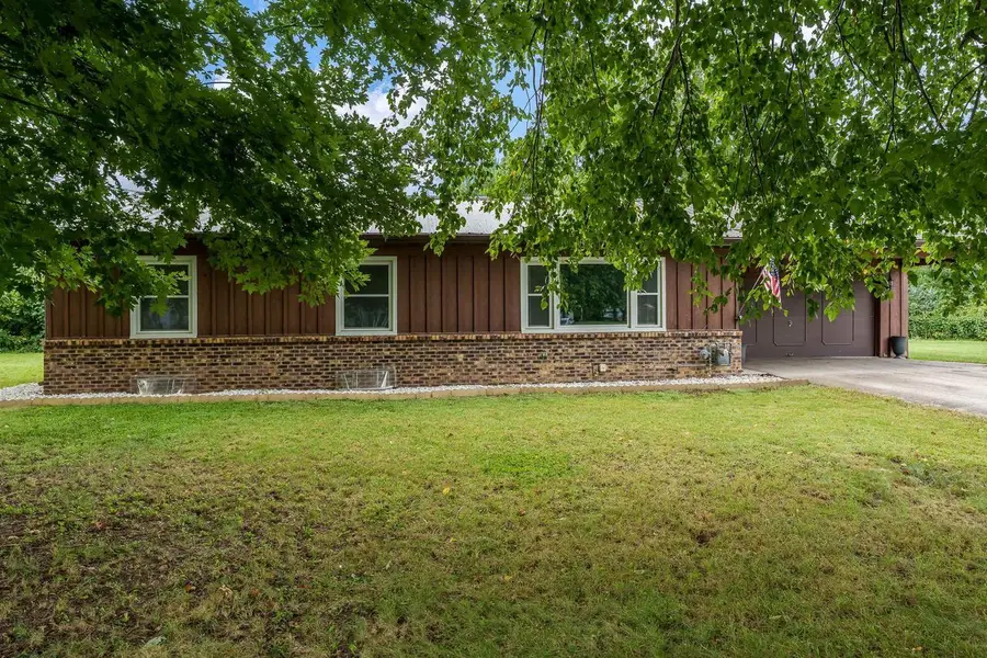 102 Bunn Drive, Rockton, IL 61072 - #2