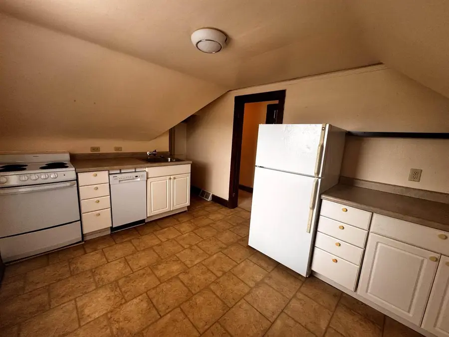 1013 Colby Street, Madison, WI 53715 - #3