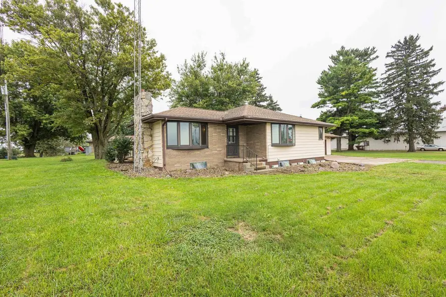 3610 N Percival Street, Hazel Green, WI 53811 - #2