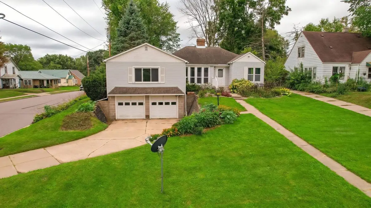 600 Tremont Street, Mauston, WI 53948 - #1