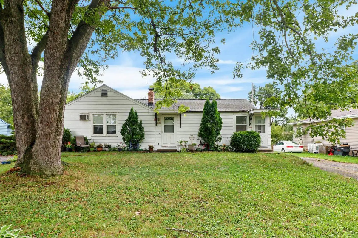3570 Ridgeway Avenue, Madison, WI 53704 - #1