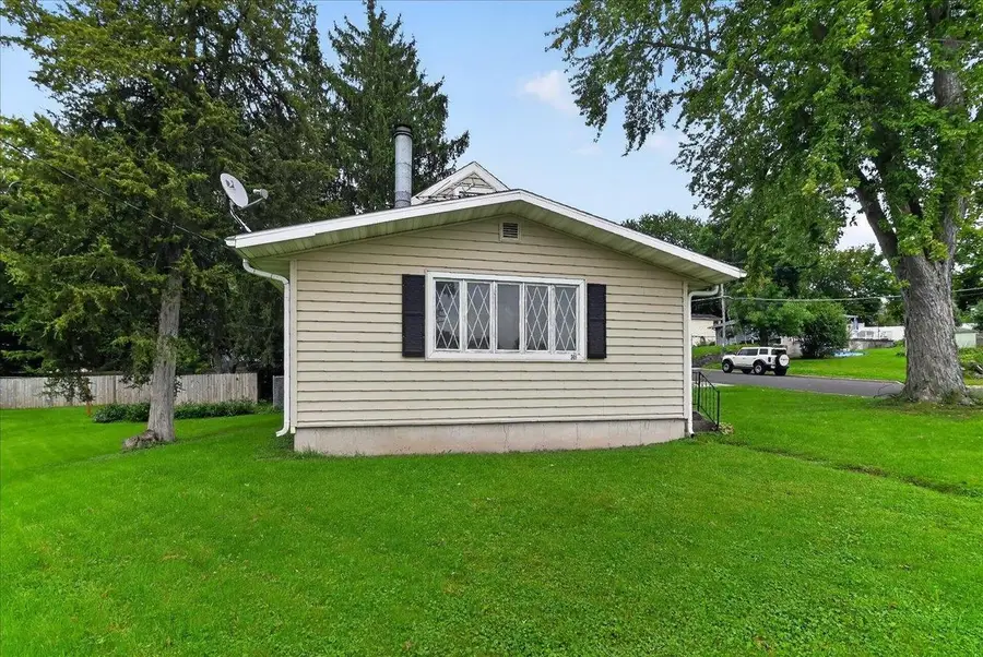 301 N Stevenson Street, Deforest, WI 53598 - #3