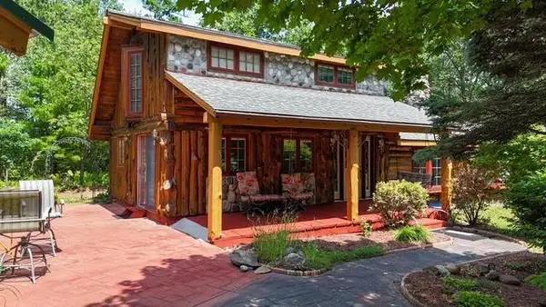 N8988 Deerborn Avenue, Westfield, WI 53964