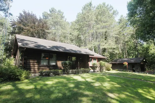 3147 2nd Court, Oxford, WI 53952