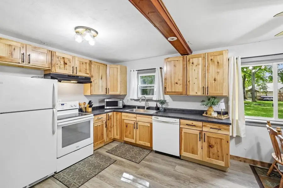608 Jenny Wren Pass, Pardeeville, WI 53954 - #2