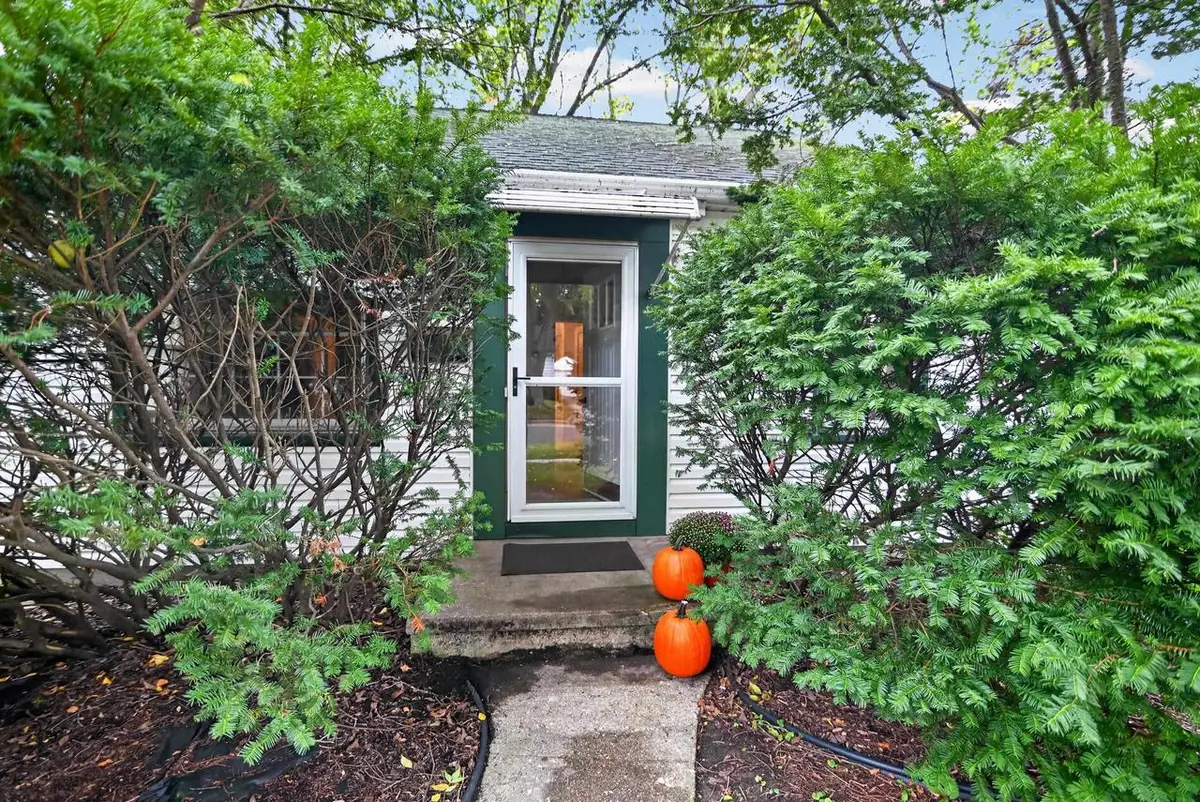 4125 Winnemac Avenue, Madison, WI 53711 - #1