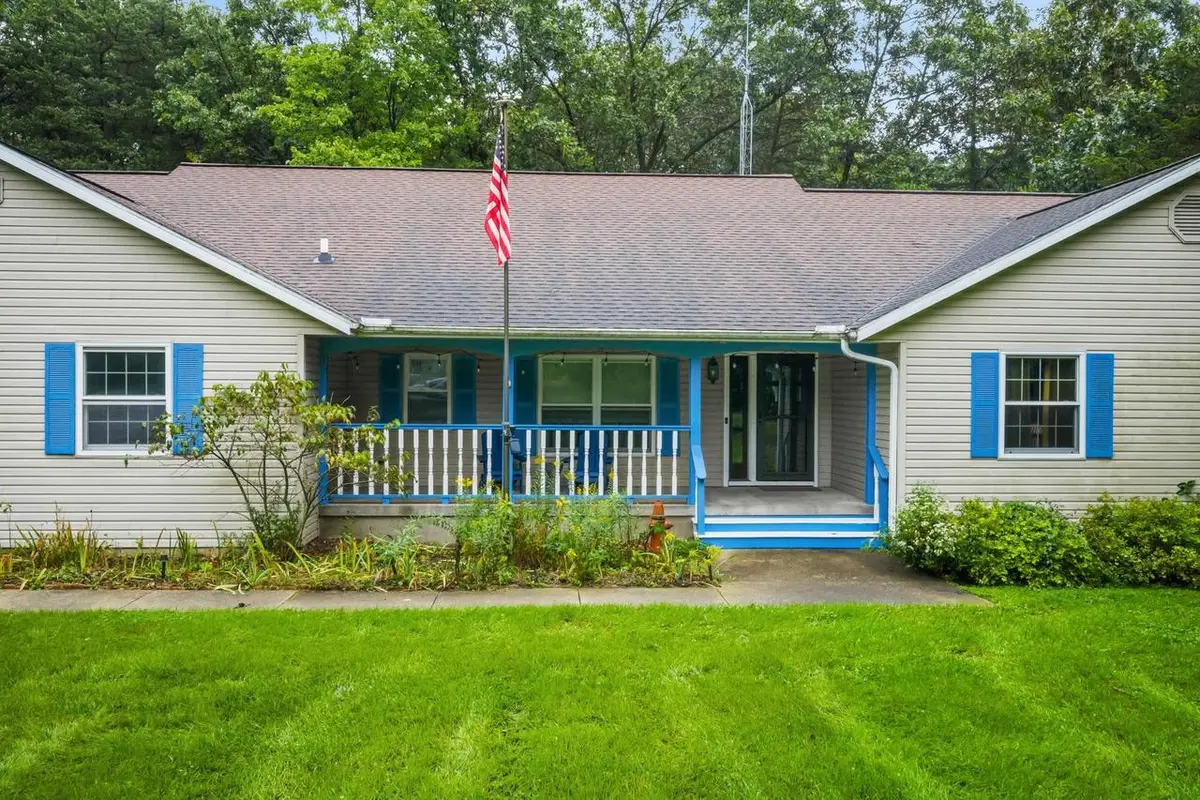 S3714 S Bent Tree Drive, Baraboo, WI 53913 - #1