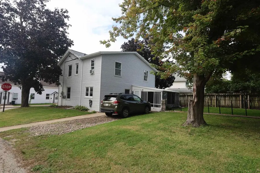 120 E Furnace Street, Platteville, WI 53818 - #3