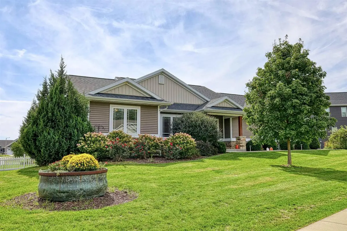 601 Wheatland Drive, Cambridge, WI 53523 - #1