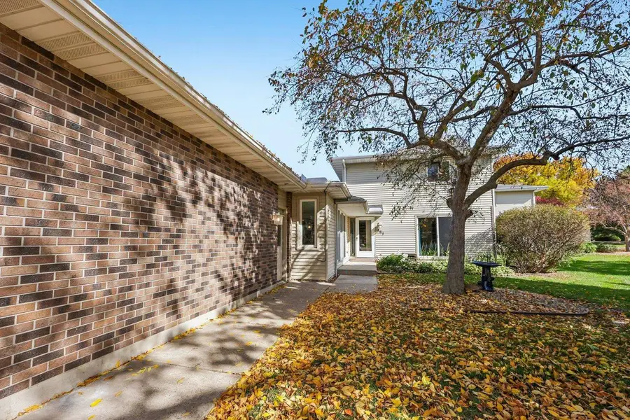 867 Henry Street, Waunakee, WI 53597 - #2