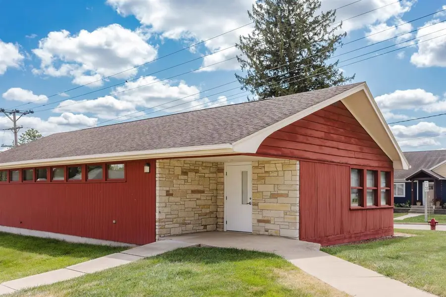 506 Main Street, Hollandale, WI 53544 - #3