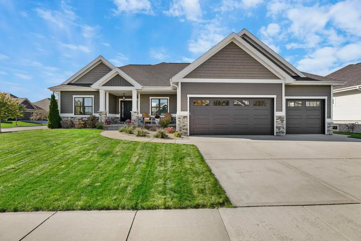 801 Ronald Overlook, Waunakee, WI 53597 - #1