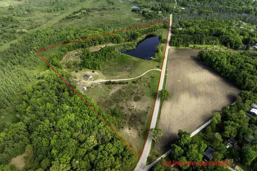 4520 N Wicks Landing Road, Princeton, WI 54968 - #2
