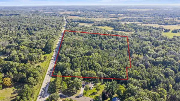 21.9 AC State Road 82 Acres, Oxford, WI 53952