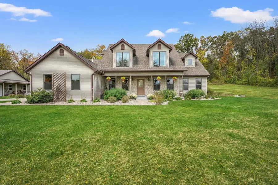 5315 Ridge Road, Marshall, WI 53559 - #2